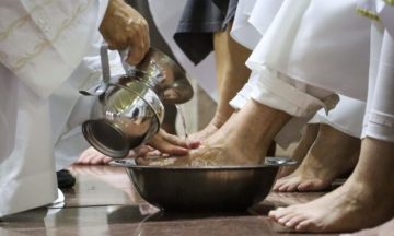 Eucaristia-e-Lava-pes-Por-Que-a-Quinta-feira-Santa-e-Tao-Especial-768x512