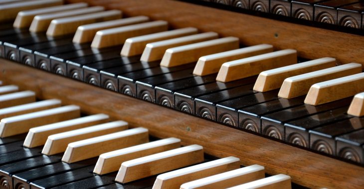organ-4355592_1920