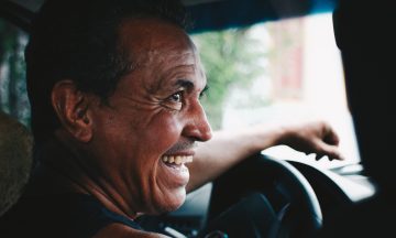 people-talking-1876726_1920