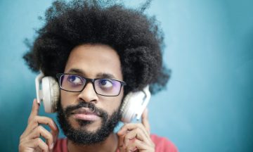 pexels-andrea-piacquadio-3965250